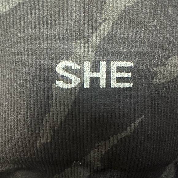 Darc Sport Everson Seamless Leggings - Black Native Camo - Picture 4 of 5